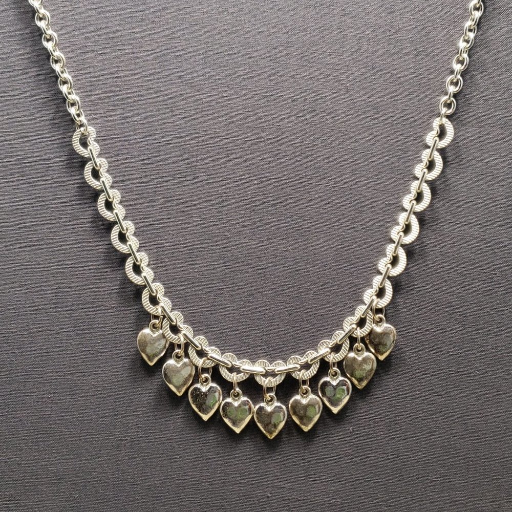 Silver plated cute dangle heart necklace 90s tiny petite retro 1990s 18"